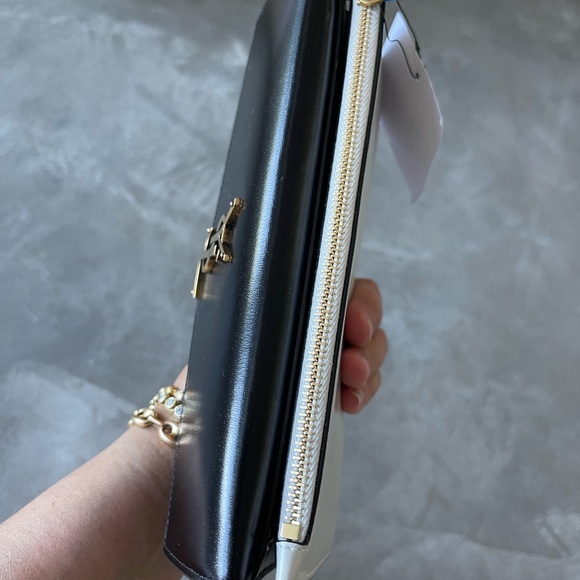 Saint Laurent YSL Monogram Wallet/Black/Cream - Picture 16 of 16